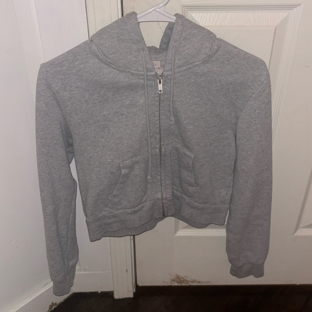 brandy melville john galt cropped hoodie in grey